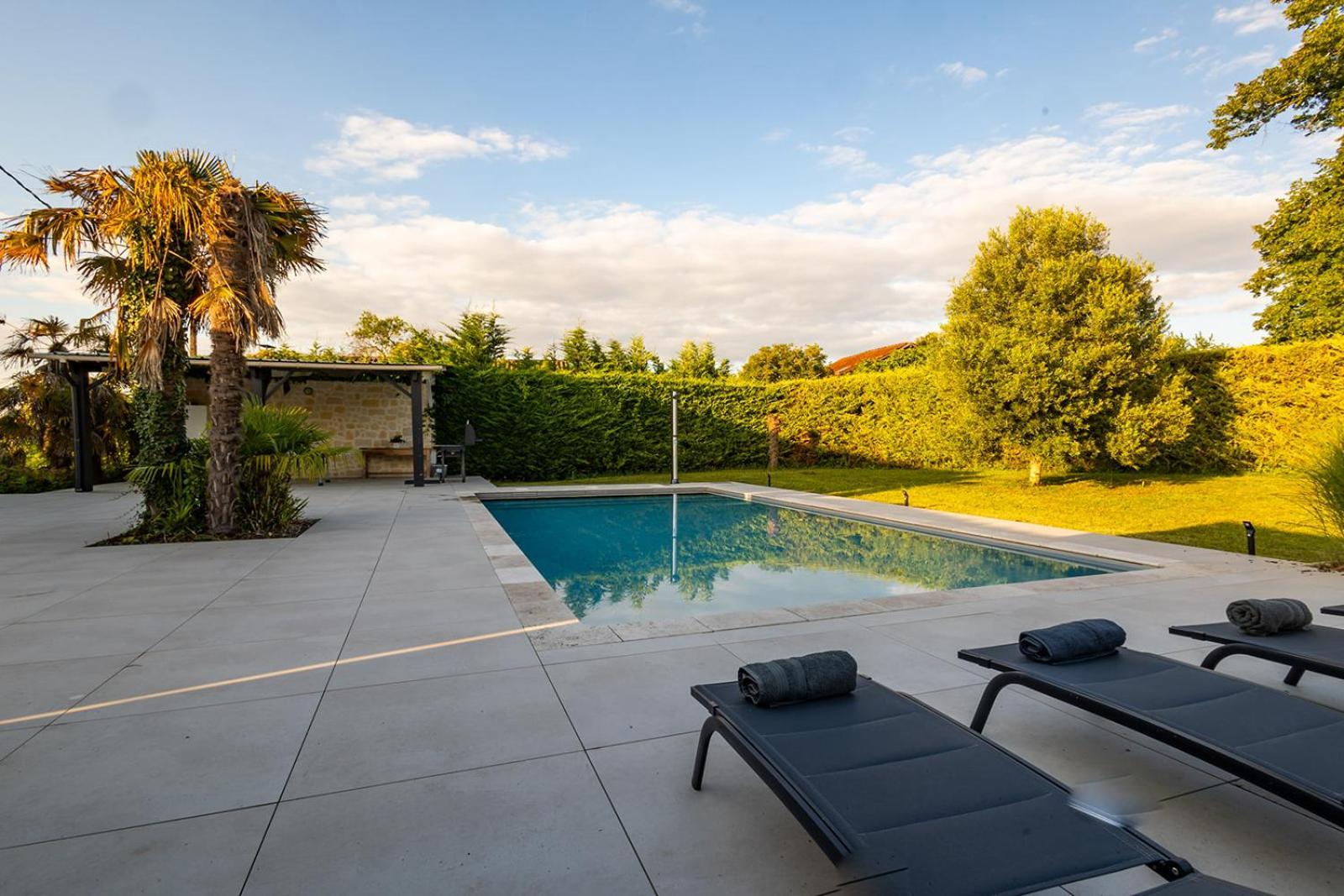 Villa Au Petit Bonheur Avec Clim - Hameau Au Calme - Piscine Chauffee - Petanque Moncrabeau Exteriör bild